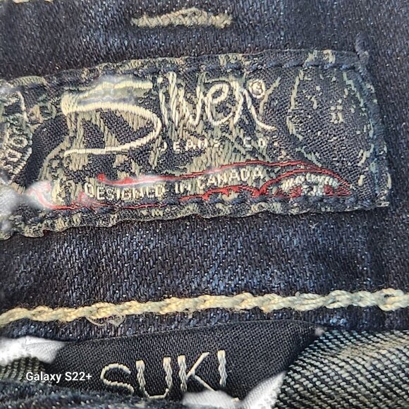 Silver Jeans Co Suki Bermuda Shorts W31/L11 Womens Dark Wash Stretch Distressed - Picture 12 of 16